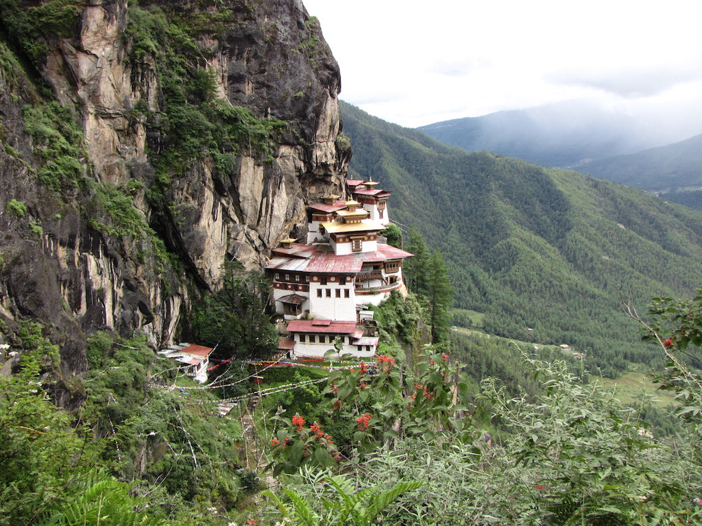 Tigrisfészek Kolostor III. - limitált szériás fotográfia különböző méretben és kivitelben - InspiredByBhutan